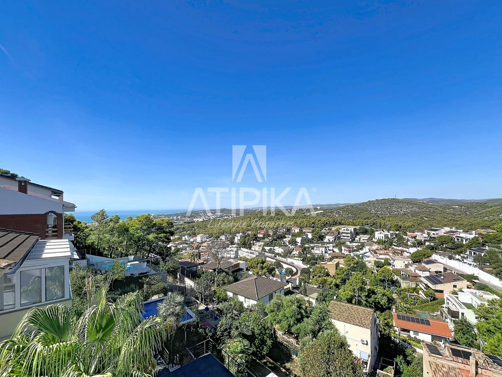 4 makuuhuone Huvila myytävänä paikassa Sitges mukana uima-altaan - 1 100 000 € (Ref: 10085424)