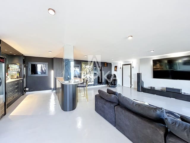 4 bedroom Villa for rent in Les Botigues de Sitges, Sitges with pool - € 6,950 (Ref: 10085425)
