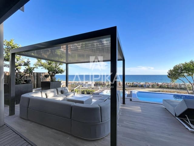 4 bedroom Villa for rent in Les Botigues de Sitges, Sitges with pool - € 6,950 (Ref: 10085425)