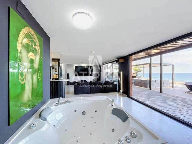 4 bedroom Villa for rent in Les Botigues de Sitges, Sitges with pool - € 6,950 (Ref: 10085425)