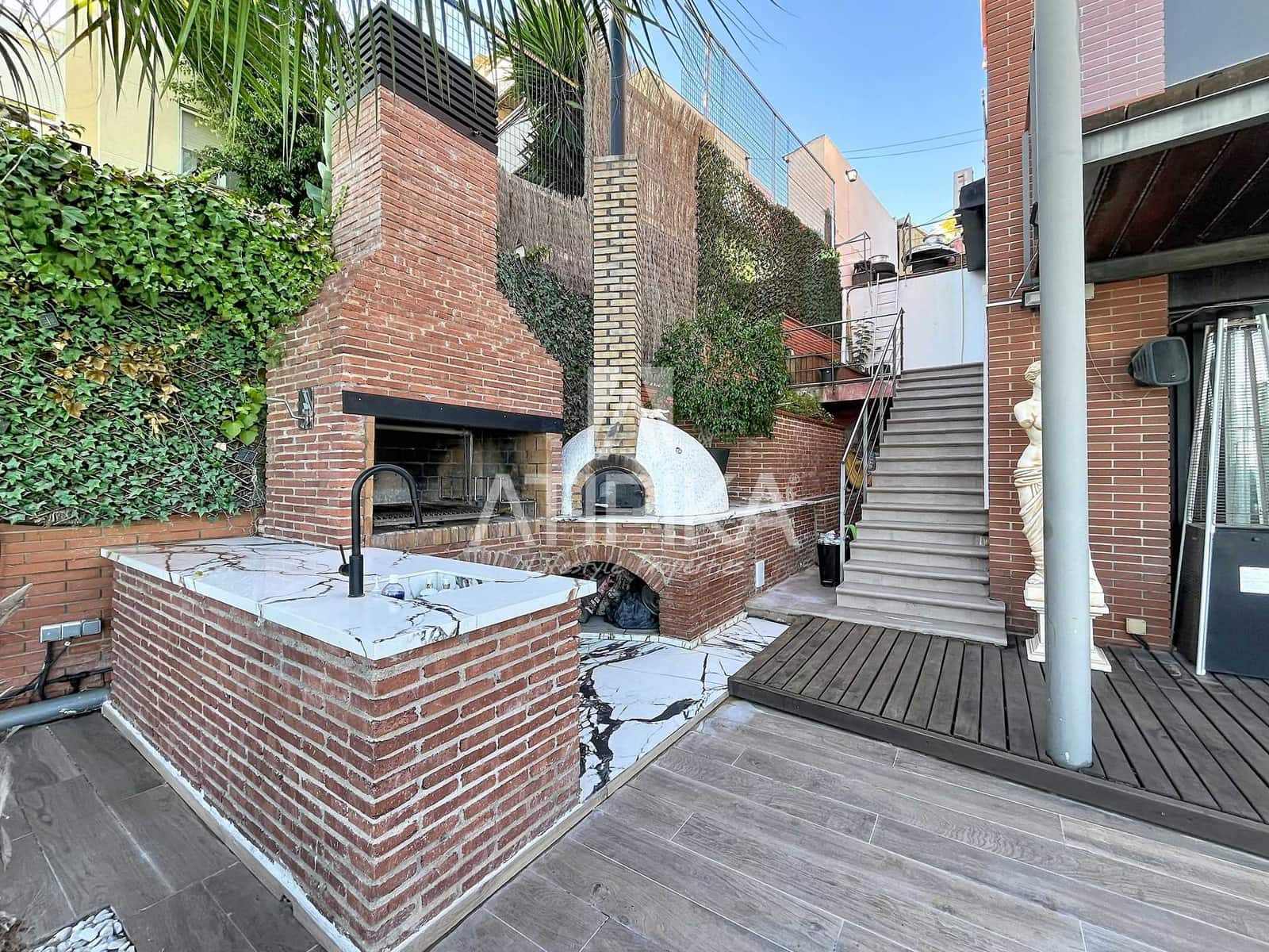 4 bedroom Villa for rent in Les Botigues de Sitges with pool - € 6,950 (Ref: 10085425)