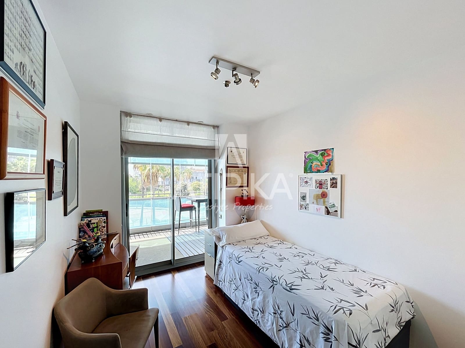3 soveværelse Lejlighed til salg i Barcelona by med swimmingpool - € 1.495.000 (Ref: 10097469)
