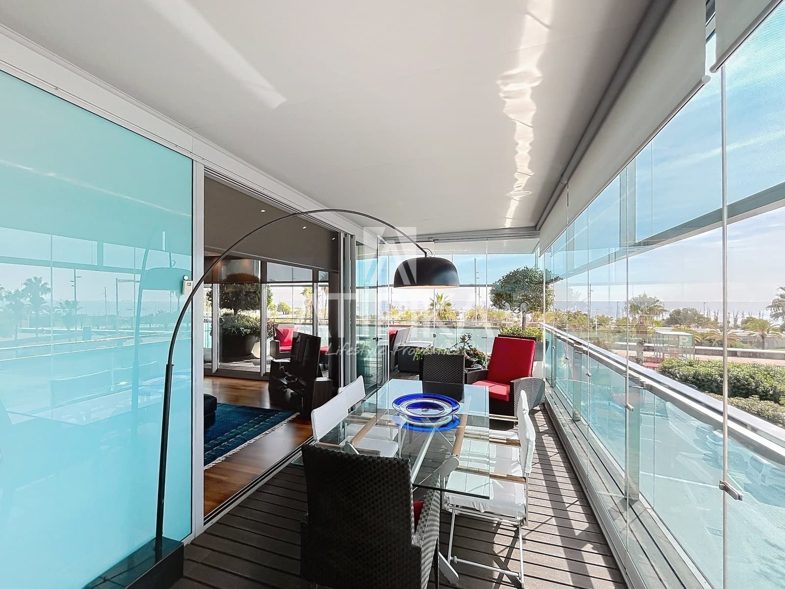 3 soveværelse Lejlighed til salg i Barcelona by med swimmingpool - € 1.495.000 (Ref: 10097469)