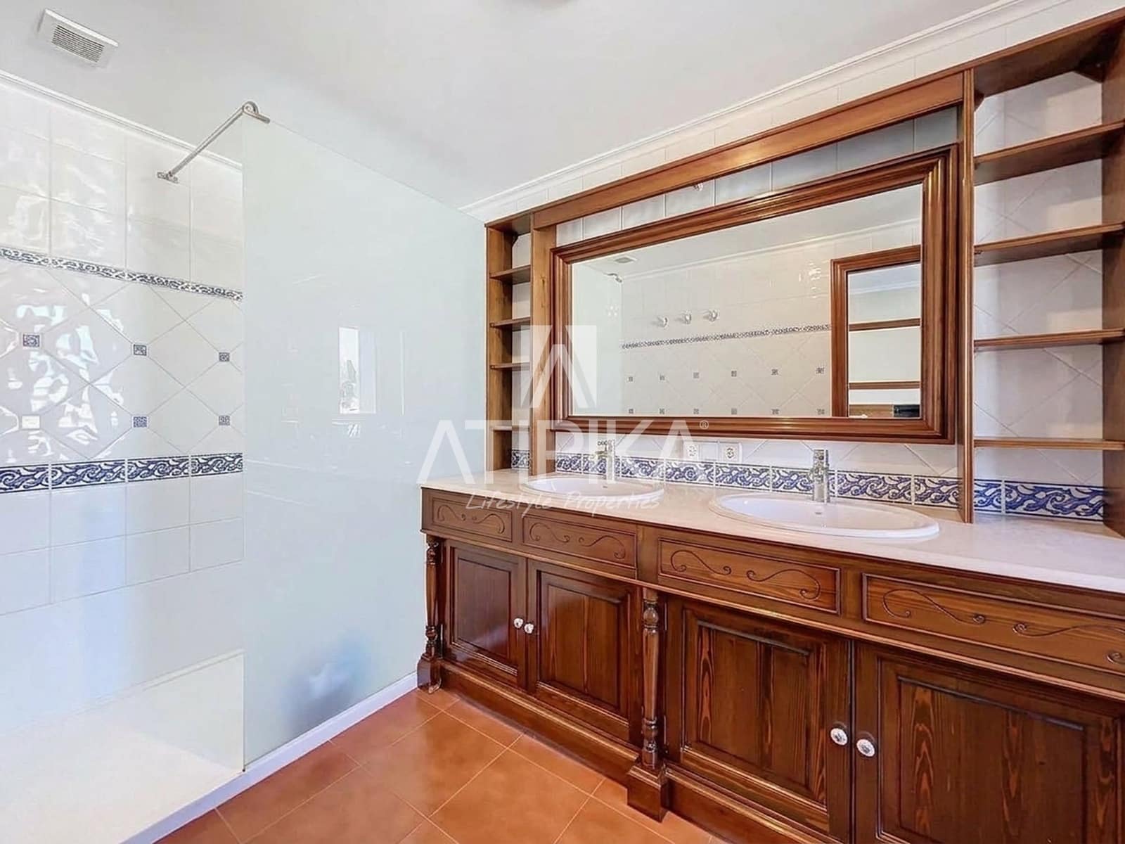 5 bedroom Apartment for sale in Ferreries - € 690,000 (Ref: 10108870)