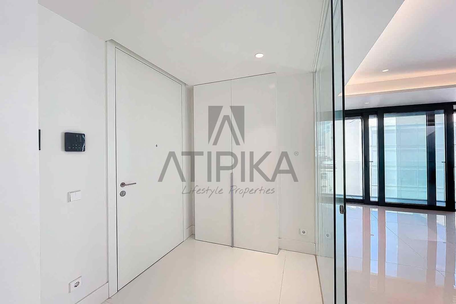 3 slaapkamer Penthouse te koop in Barcelona stad met zwembad - € 2.100.000 (Ref: 10108873)