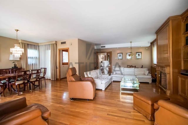 6 sovrum Villa till salu i Esplugues de Llobregat med garage - 2 450 000 € (Ref: 10108874)