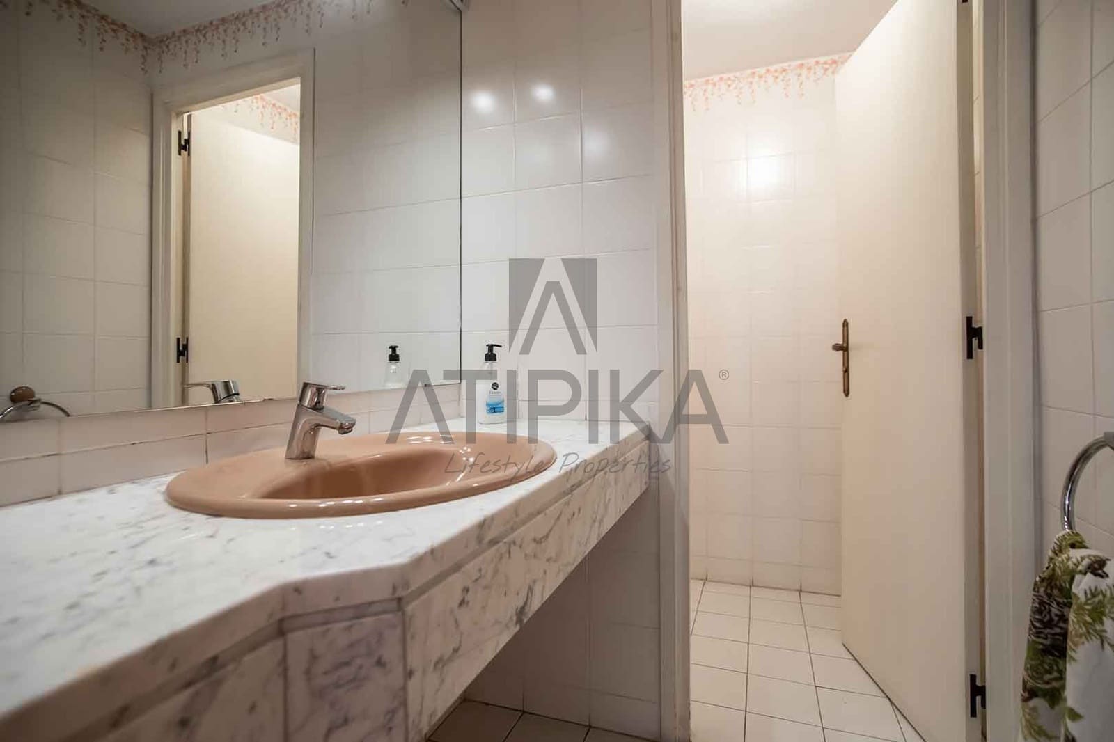 6 sovrum Villa till salu i Esplugues de Llobregat med garage - 2 450 000 € (Ref: 10108874)