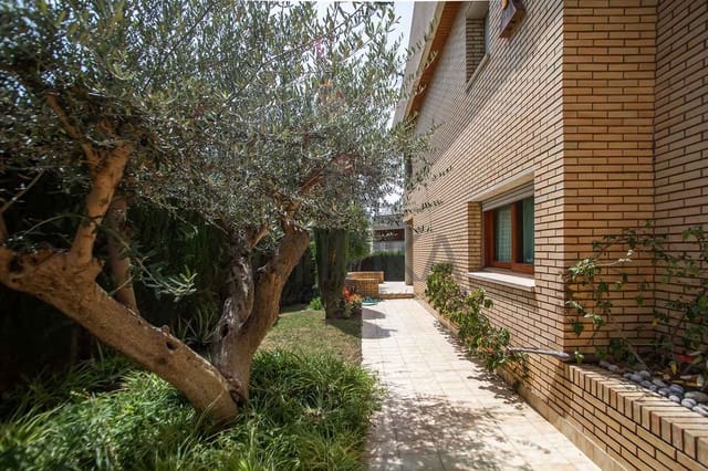 6 sovrum Villa till salu i Esplugues de Llobregat med garage - 2 450 000 € (Ref: 10108874)