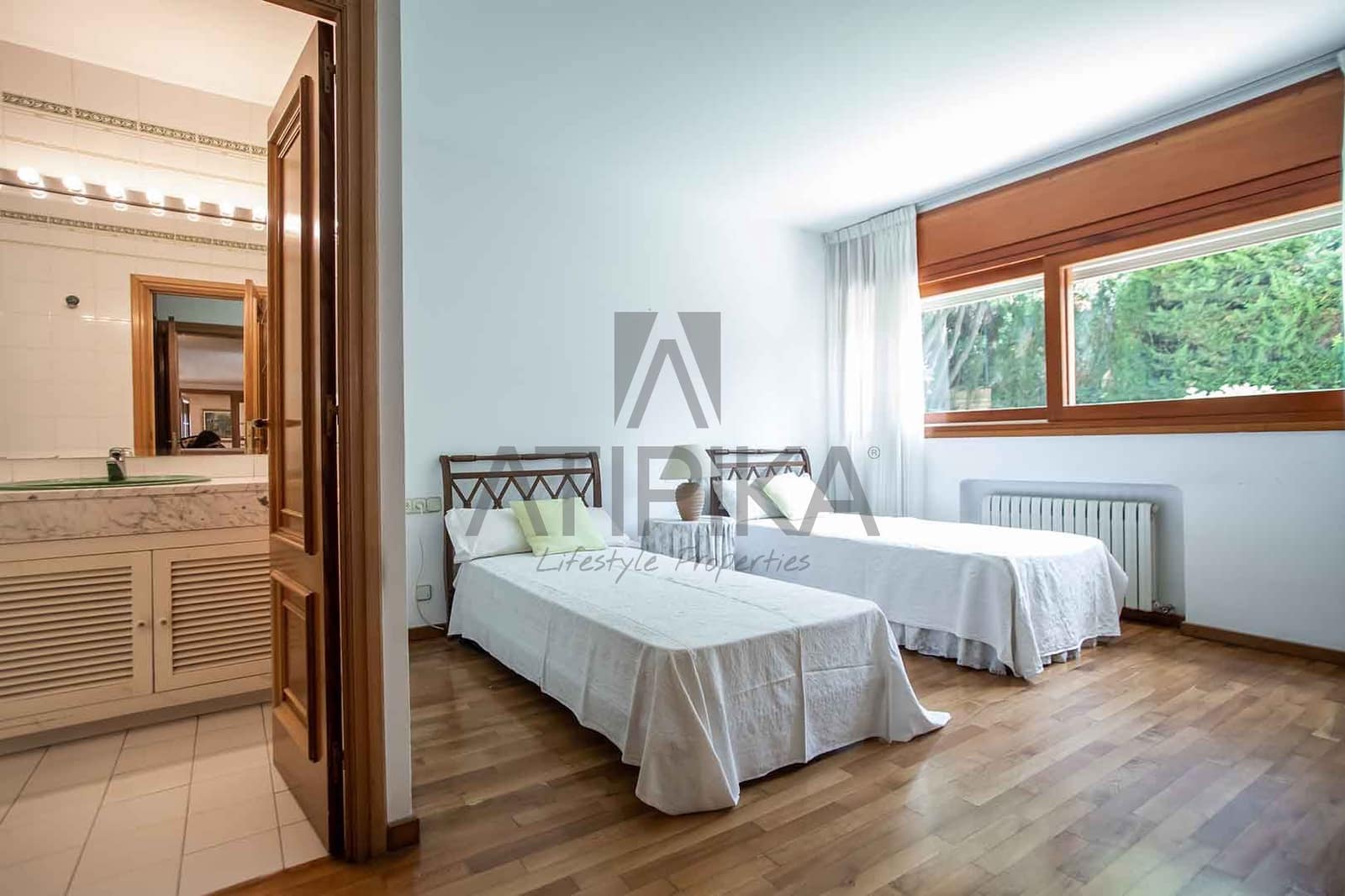 6 sovrum Villa till salu i Esplugues de Llobregat med garage - 2 450 000 € (Ref: 10108874)