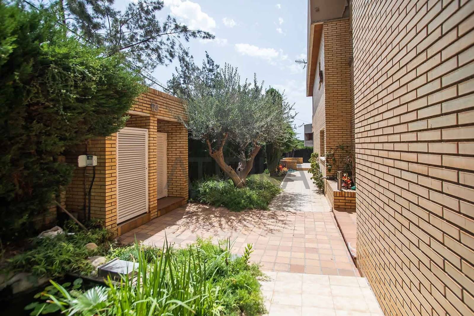 6 sovrum Villa till salu i Esplugues de Llobregat med garage - 2 450 000 € (Ref: 10108874)