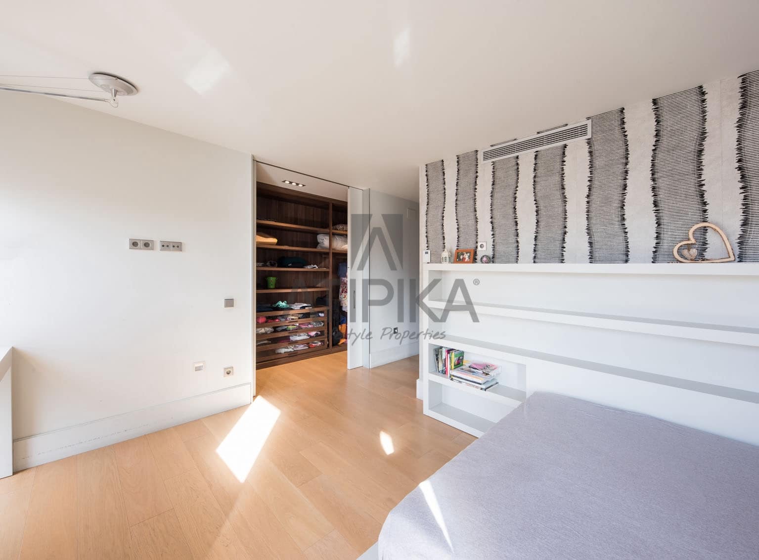 Ático de 5 habitaciones en Barcelona ciudad en venta con piscina - 4.500.000 € (Ref: 10108876)