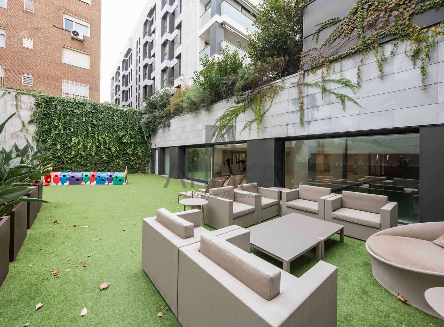 Ático de 5 habitaciones en Barcelona ciudad en venta con piscina - 4.500.000 € (Ref: 10108876)