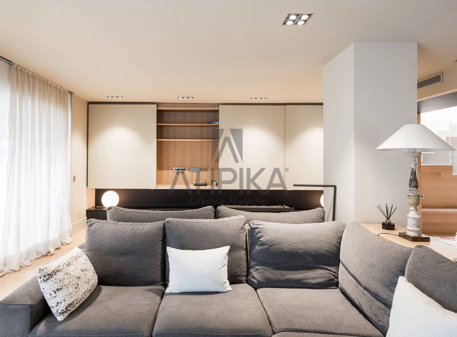 Ático de 5 habitaciones en Barcelona ciudad en venta con piscina - 4.500.000 € (Ref: 10108876)