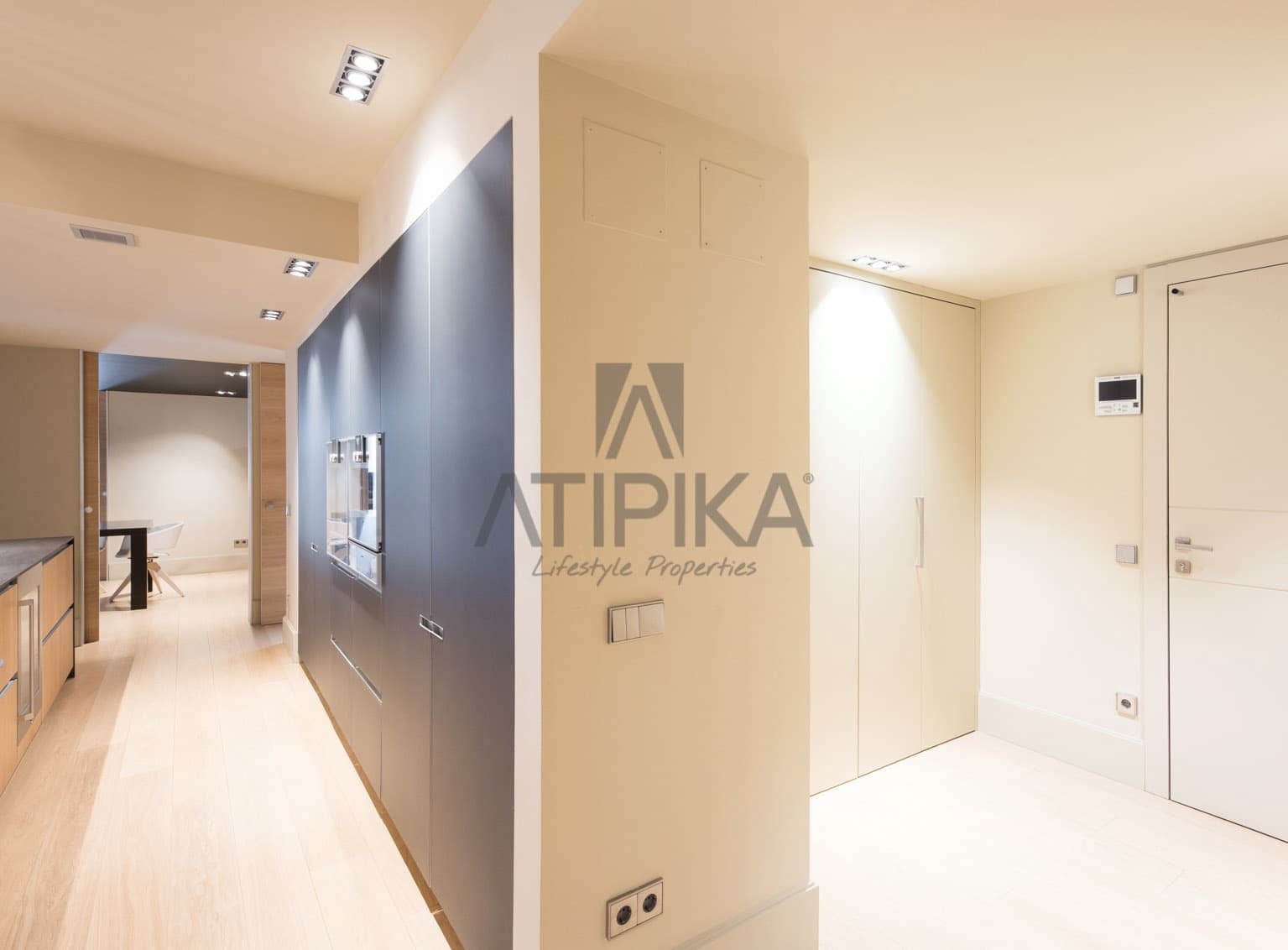 Ático de 5 habitaciones en Barcelona ciudad en venta con piscina - 4.500.000 € (Ref: 10108876)