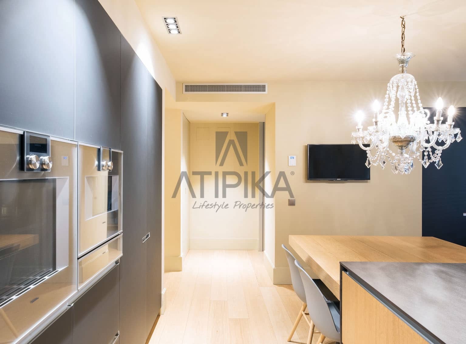 Ático de 5 habitaciones en Barcelona ciudad en venta con piscina - 4.500.000 € (Ref: 10108876)