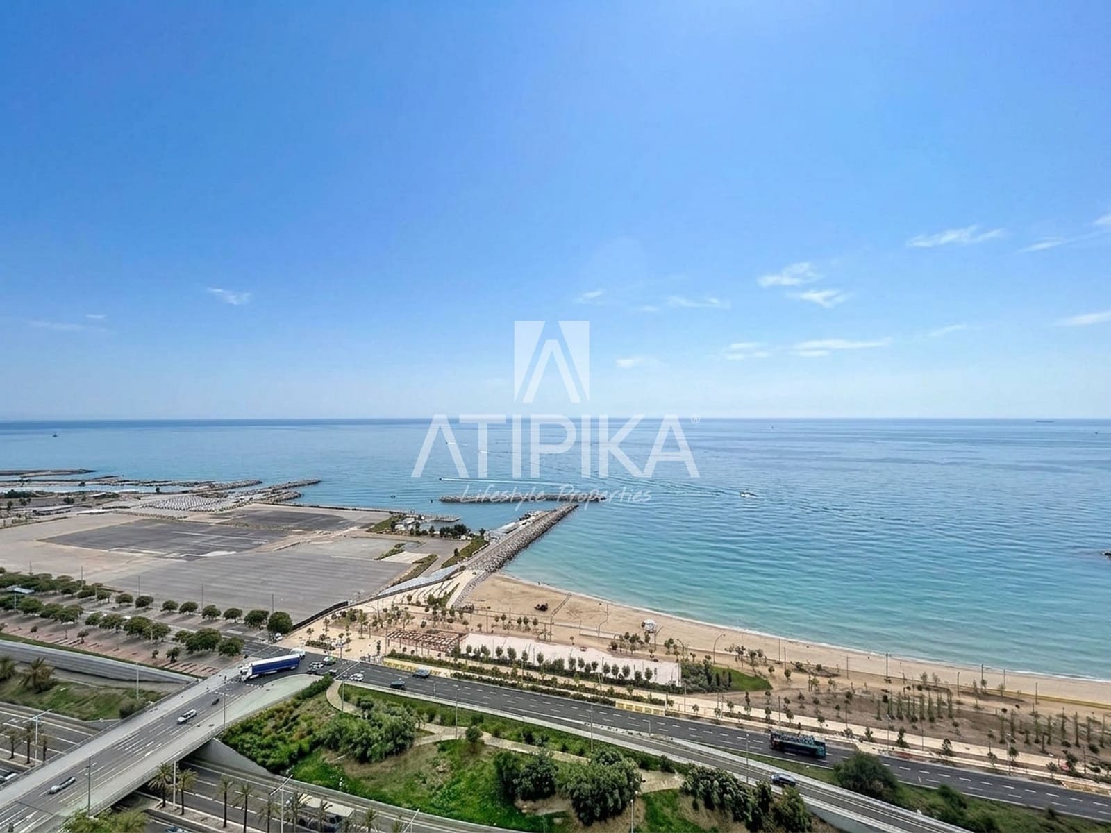 3 bedroom Penthouse for rent in Barcelona city with pool garage - € 10,000 (Ref: 10118691)