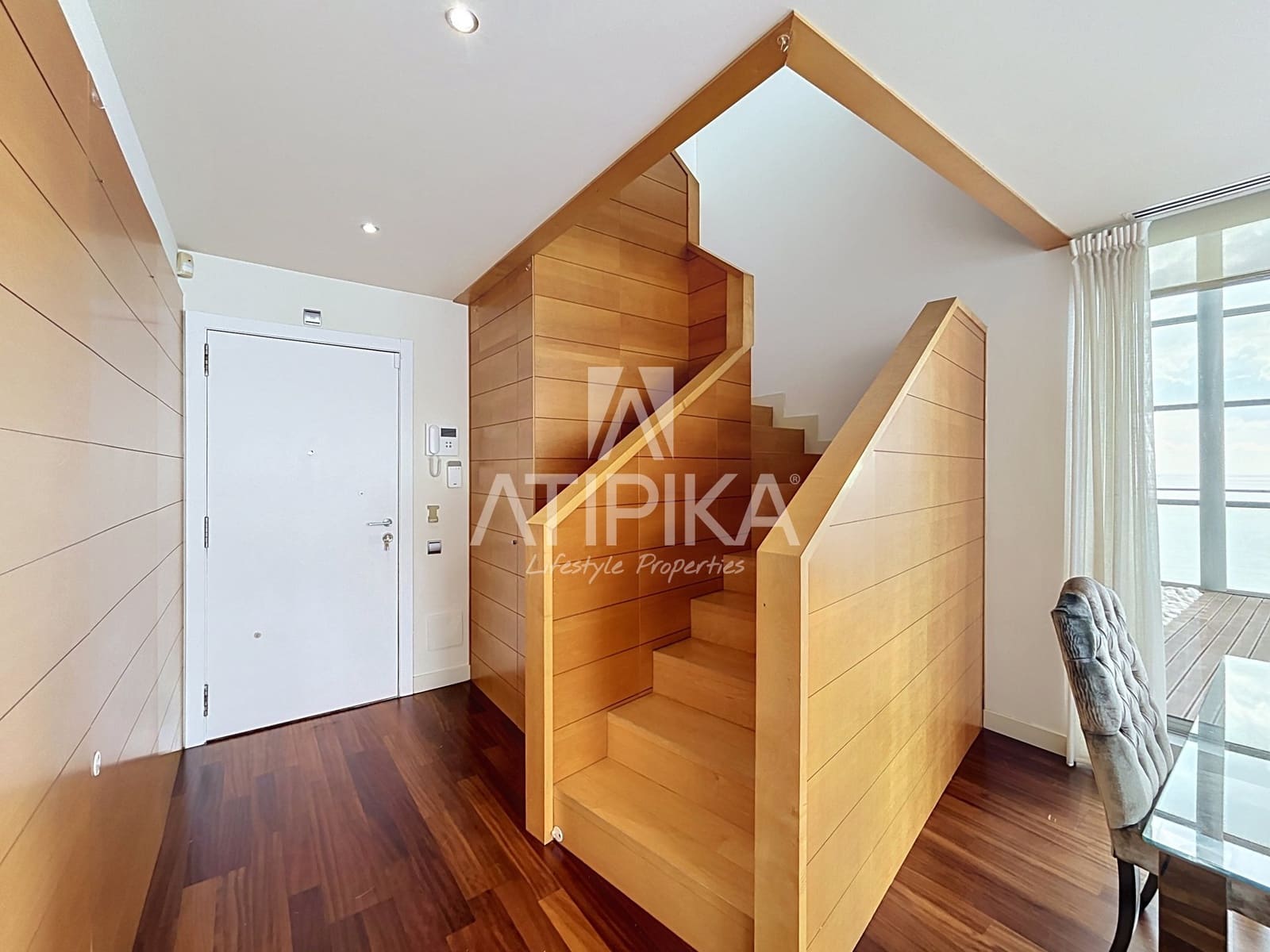 3 bedroom Penthouse for rent in Barcelona city with pool garage - € 10,000 (Ref: 10118691)