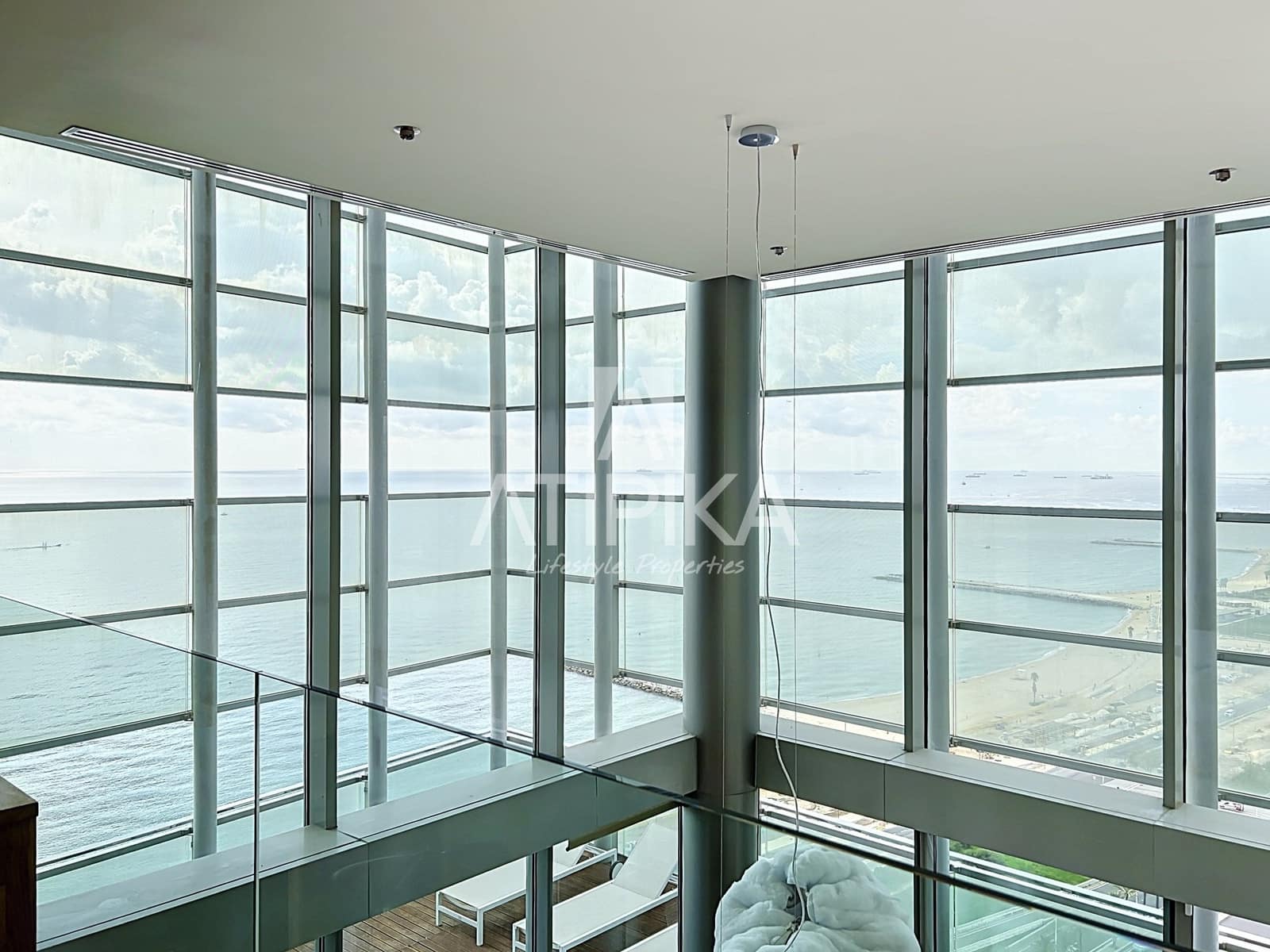 3 bedroom Penthouse for rent in Barcelona city with pool garage - € 10,000 (Ref: 10118691)