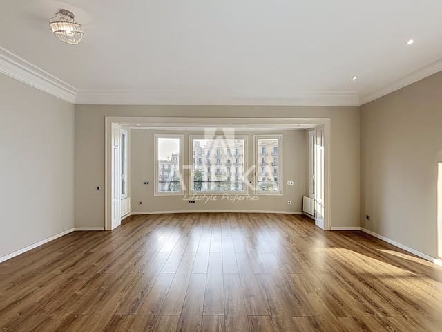 Apartamento de 3 habitaciones en Barcelona ciudad en alquiler - 3.590 € (Ref: 10123347)