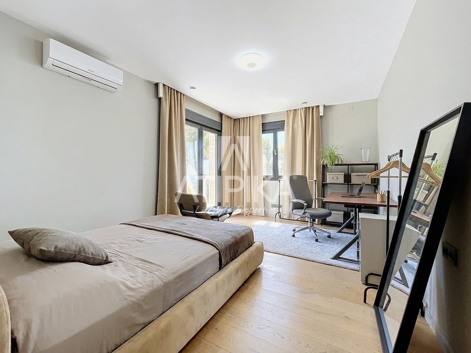 6 Zimmer Villa zu verkaufen in Castelldefels mit Pool Garage - 2.490.000 € (Ref: 10131074)