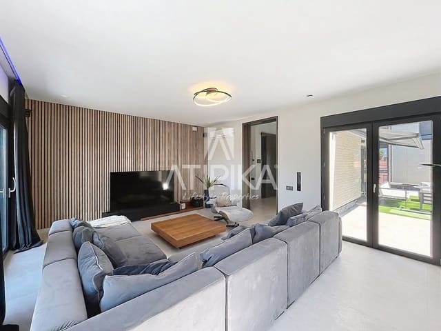 6 Zimmer Villa zu verkaufen in Castelldefels mit Pool Garage - 2.490.000 € (Ref: 10131074)