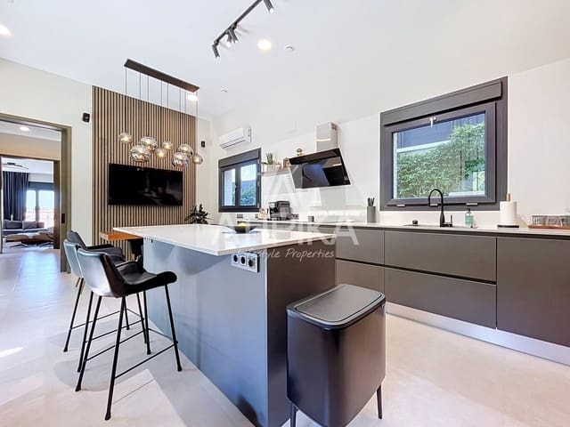 6 Zimmer Villa zu verkaufen in Castelldefels mit Pool Garage - 2.490.000 € (Ref: 10131074)
