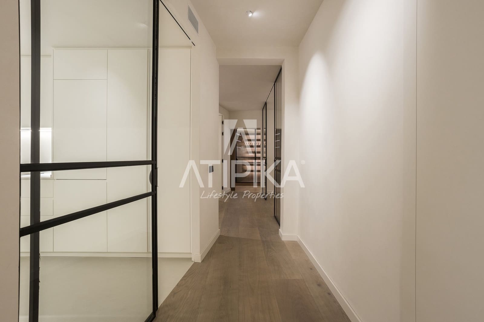 5 sovrum Lägenhet att hyra i Barcelona stad med garage - 19 000 € (Ref: 10139031)