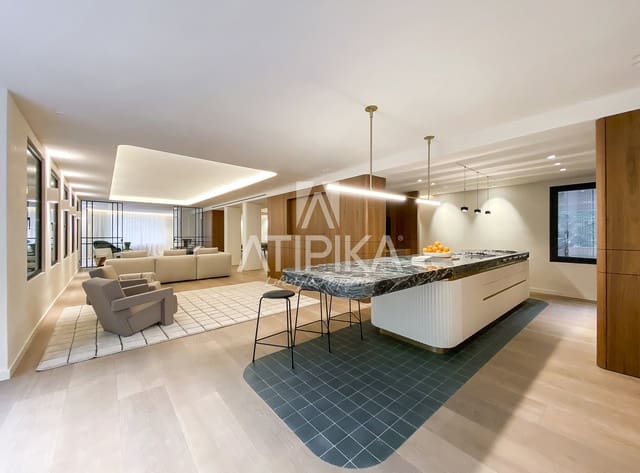 5 sovrum Lägenhet att hyra i Barcelona stad med garage - 19 000 € (Ref: 10139031)