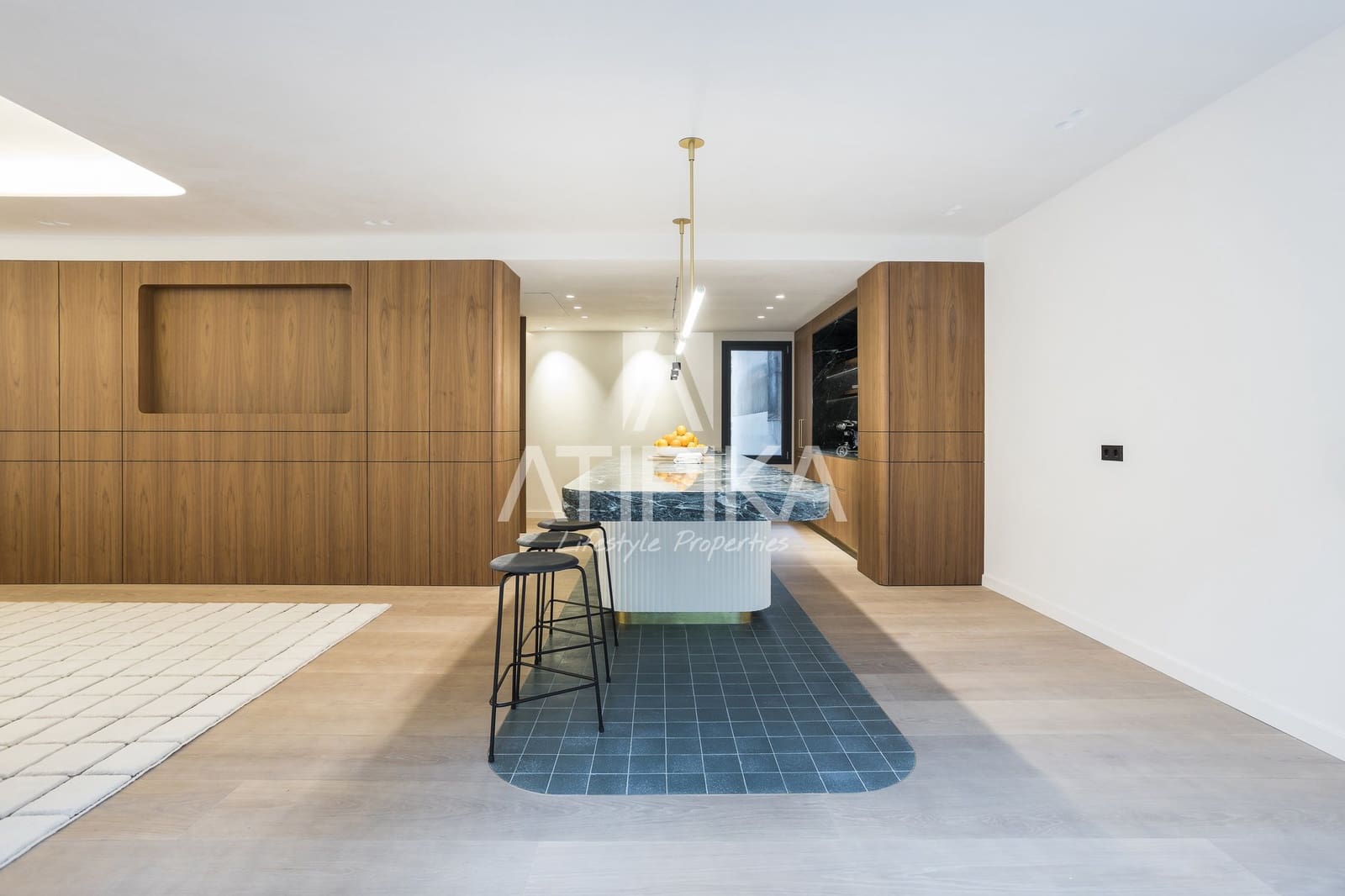 5 sovrum Lägenhet att hyra i Barcelona stad med garage - 19 000 € (Ref: 10139031)