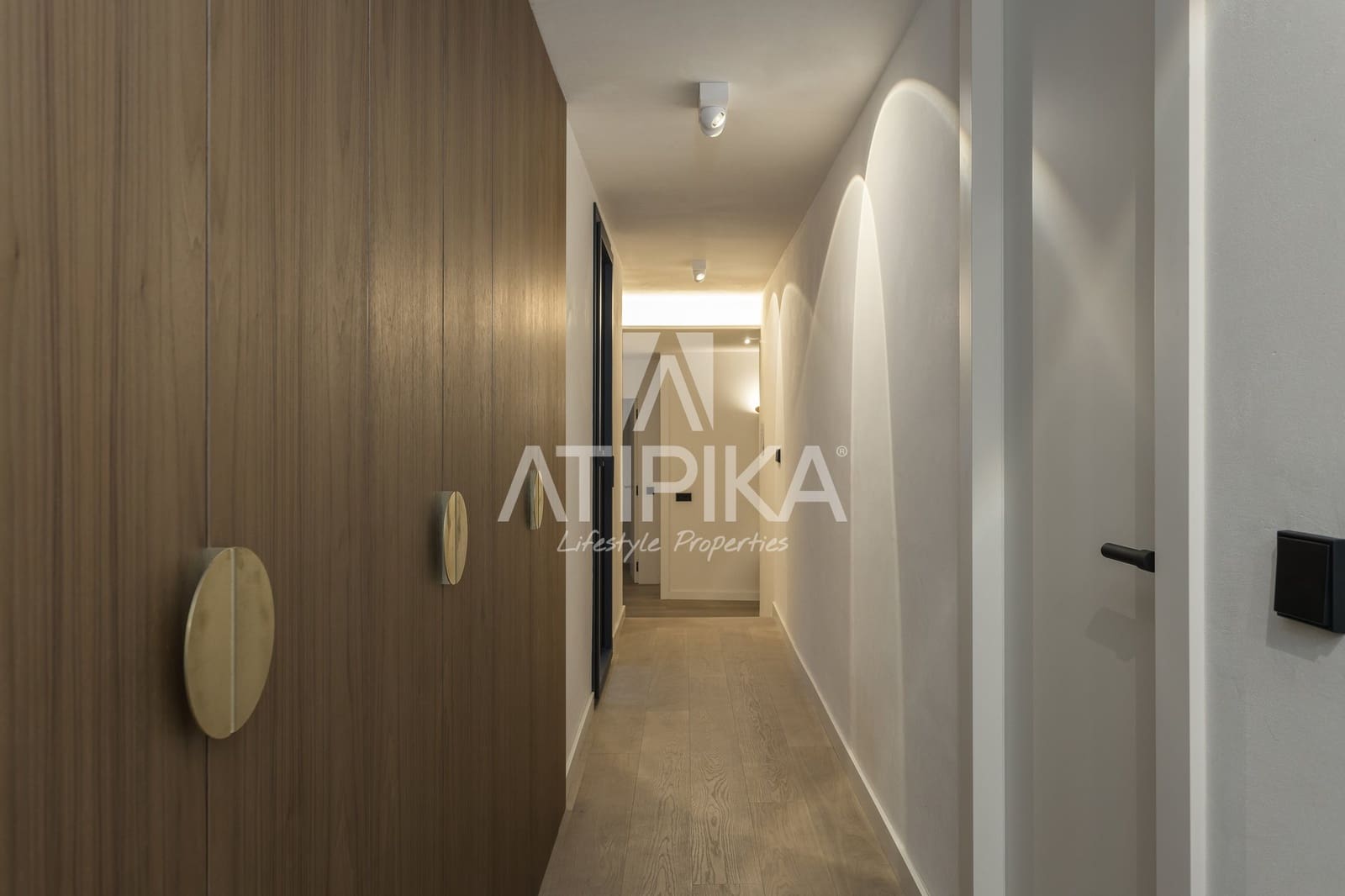 5 sovrum Lägenhet att hyra i Barcelona stad med garage - 19 000 € (Ref: 10139031)