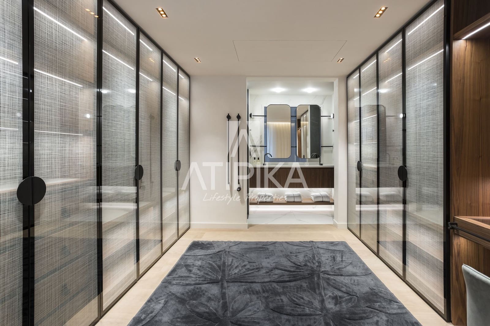 5 sovrum Lägenhet att hyra i Barcelona stad med garage - 19 000 € (Ref: 10139031)