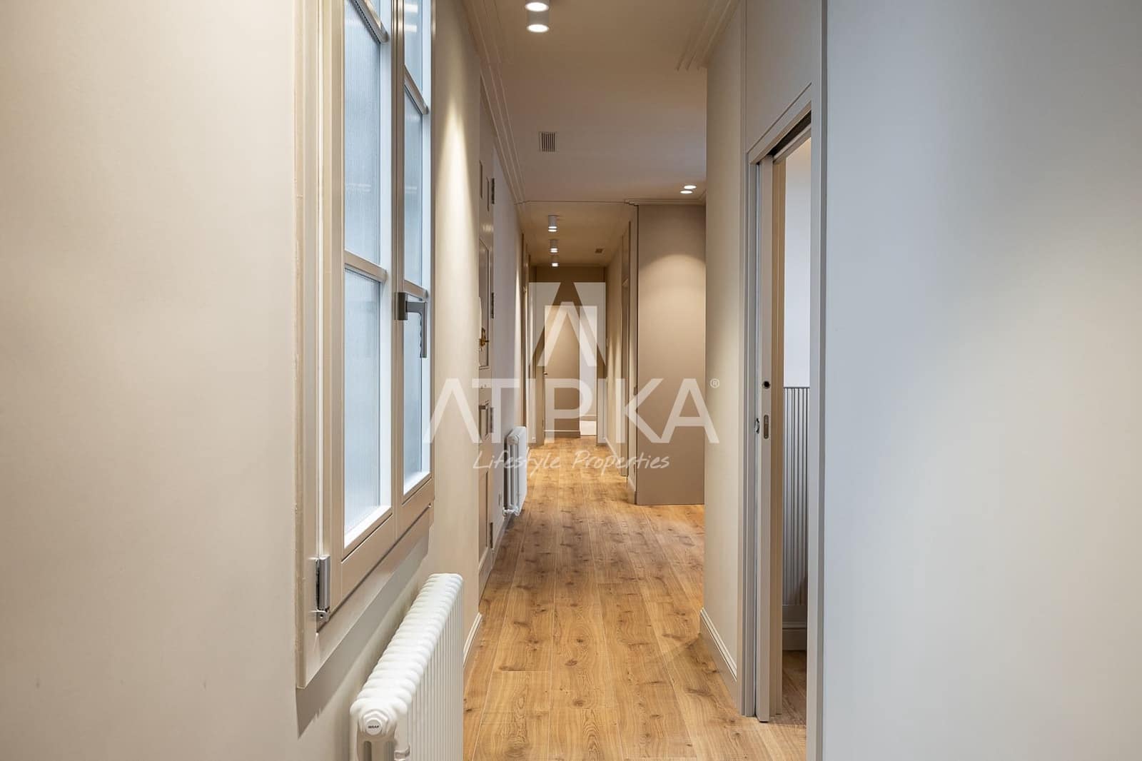 4 bedroom Apartment for sale in Barcelona city - € 1,870,000 (Ref: 10141613)