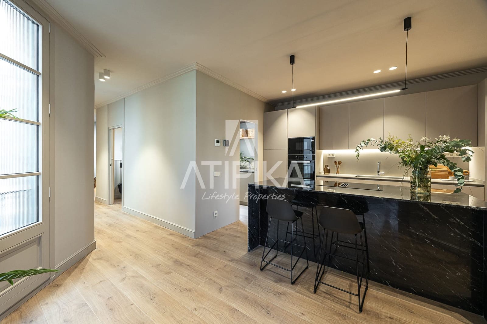 4 bedroom Apartment for sale in Barcelona city - € 1,870,000 (Ref: 10141613)