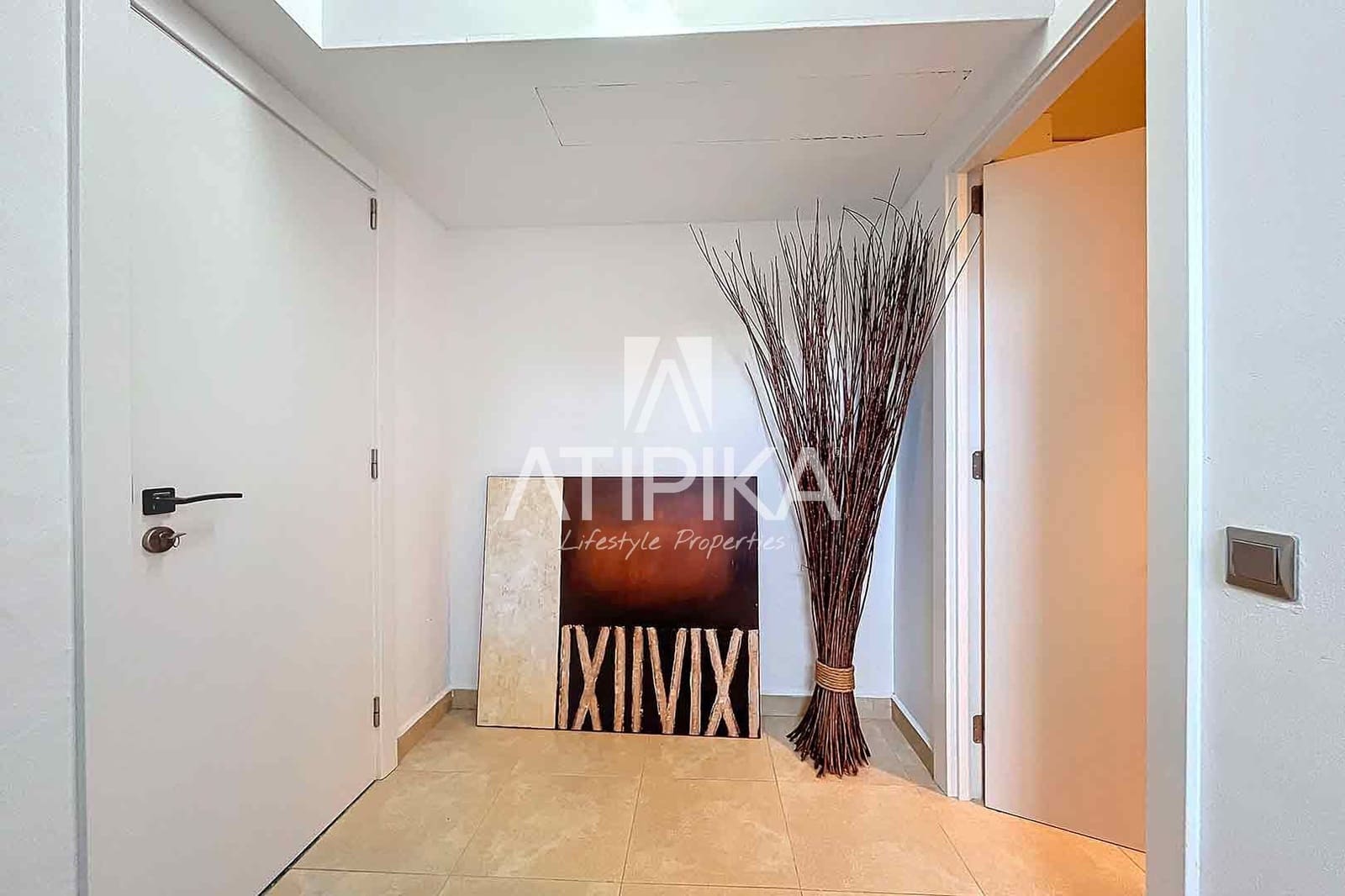 4 sypialnia Willa na sprzedaż w Sitges z basenem garażem - 1 150 000 € (Ref: 10145697)