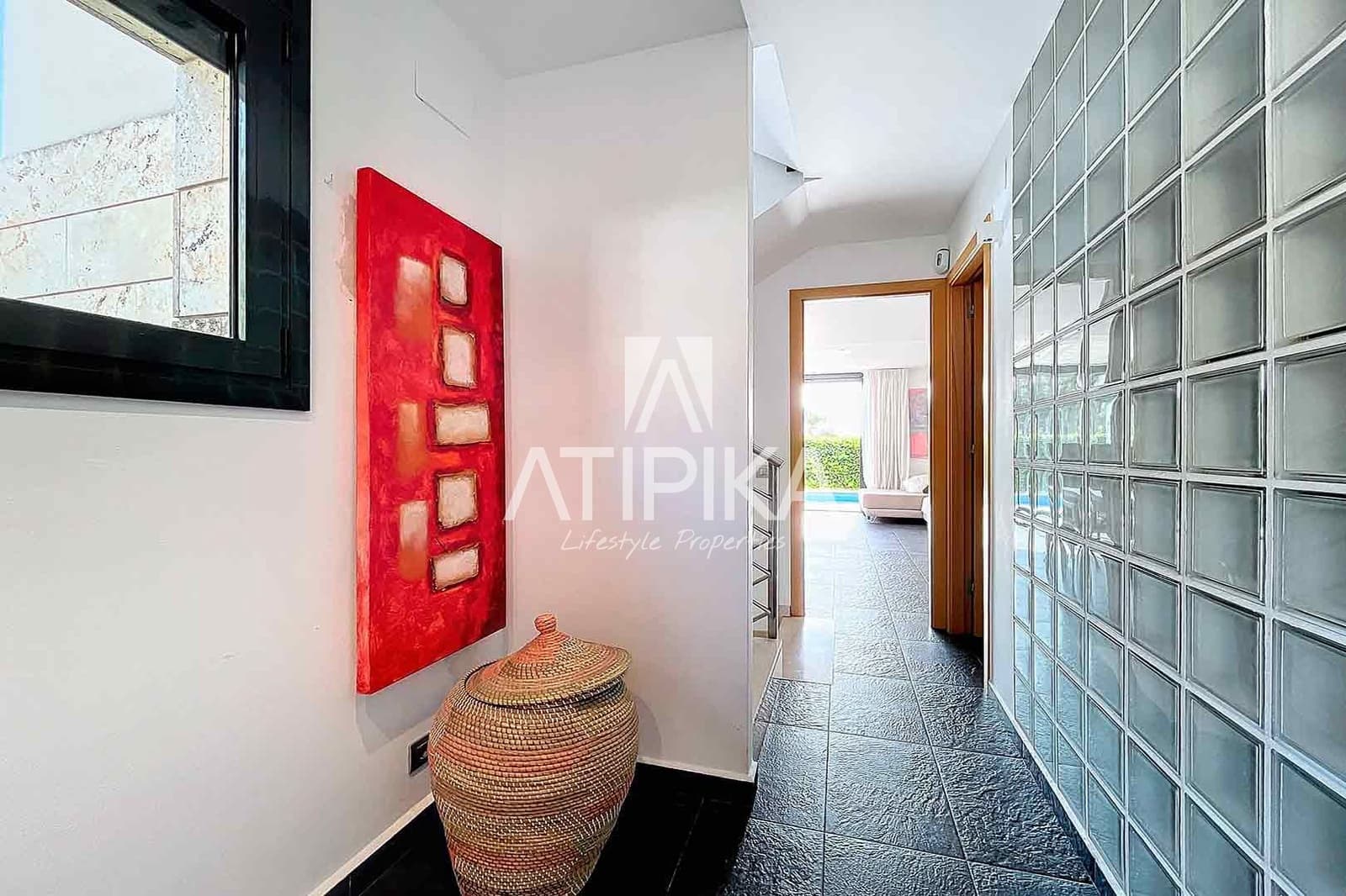 4 sypialnia Willa na sprzedaż w Sitges z basenem garażem - 1 150 000 € (Ref: 10145697)