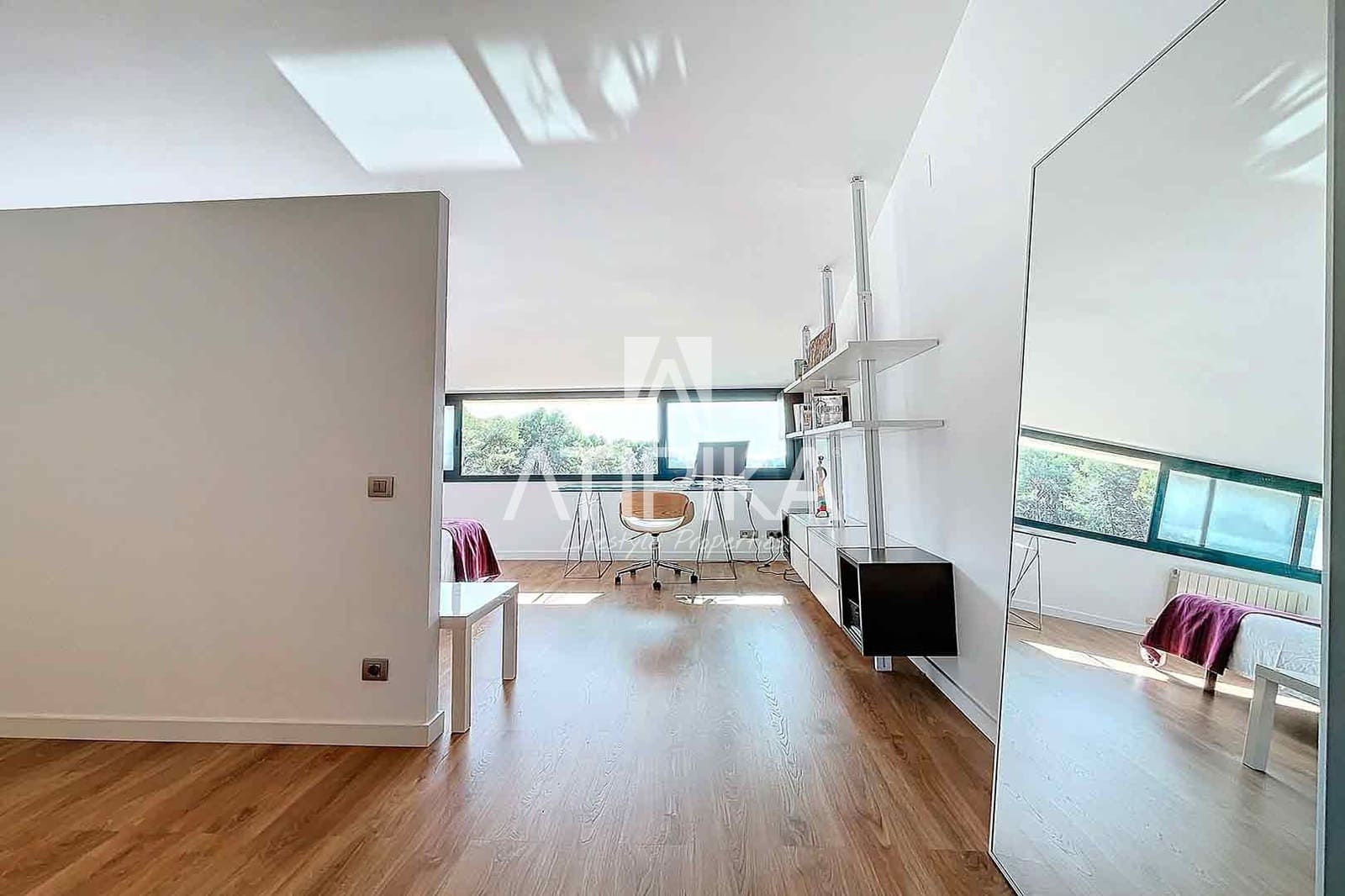 4 sypialnia Willa na sprzedaż w Sitges z basenem garażem - 1 150 000 € (Ref: 10145697)