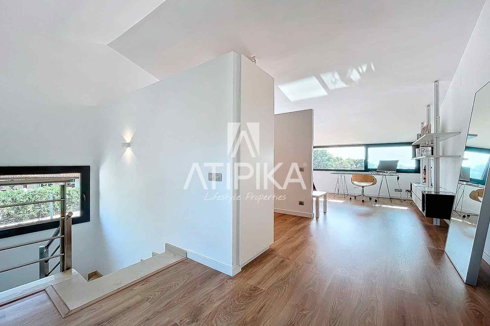4 sypialnia Willa na sprzedaż w Sitges z basenem garażem - 1 150 000 € (Ref: 10145697)