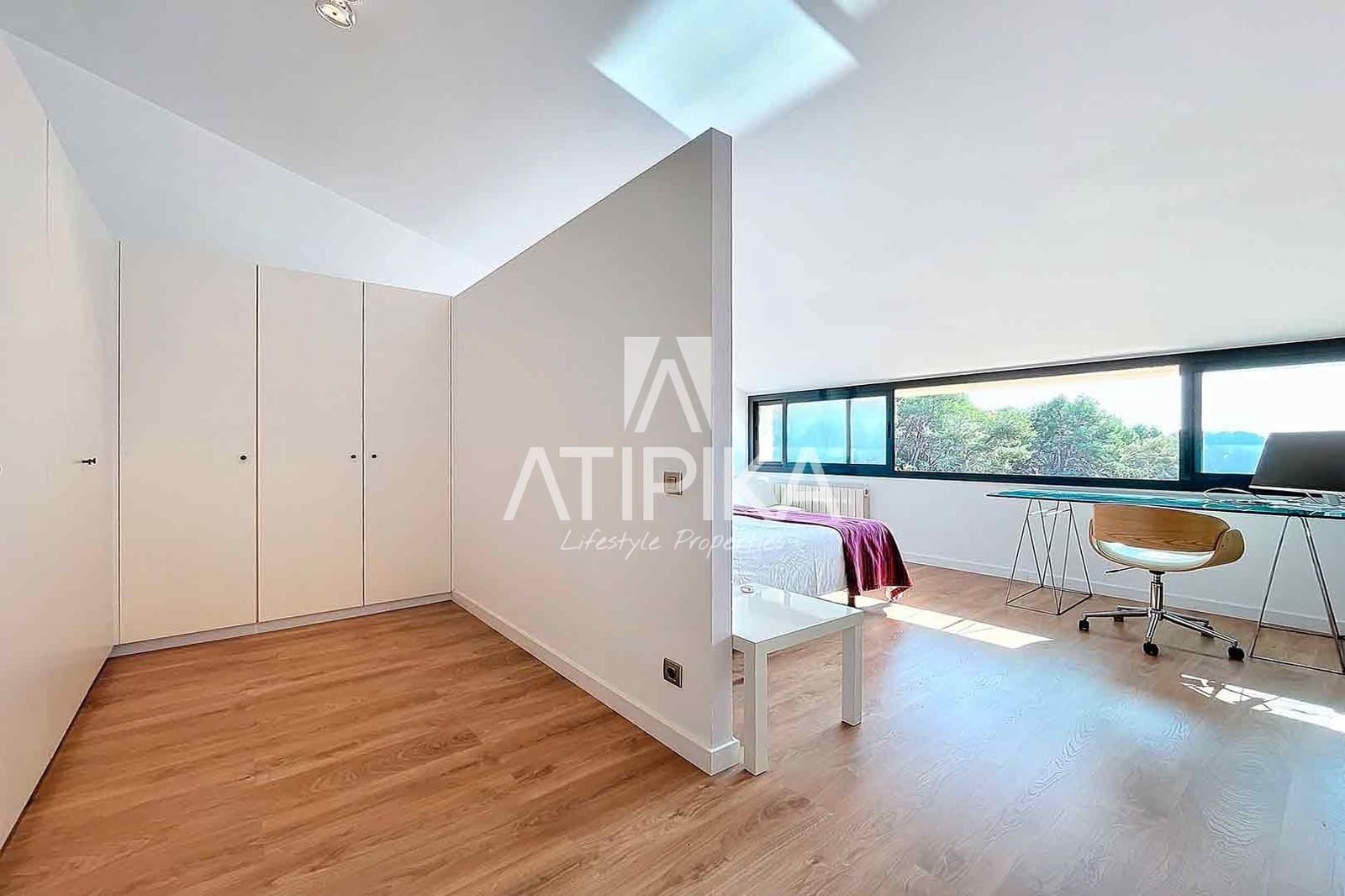 4 sypialnia Willa na sprzedaż w Sitges z basenem garażem - 1 150 000 € (Ref: 10145697)