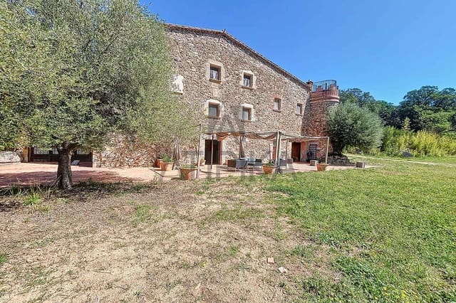 8 chambre Finca/Maison de Campagne à vendre à Santa Cristina d'Aro avec piscine - 1 764 000 € (Ref: 10145698)