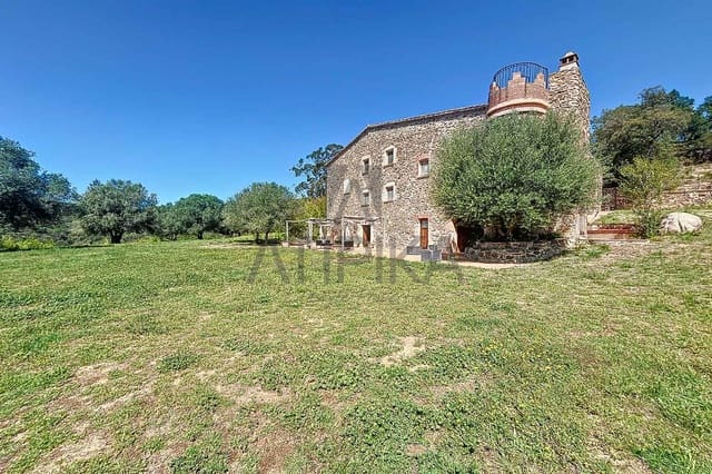8 chambre Finca/Maison de Campagne à vendre à Santa Cristina d'Aro avec piscine - 1 764 000 € (Ref: 10145698)