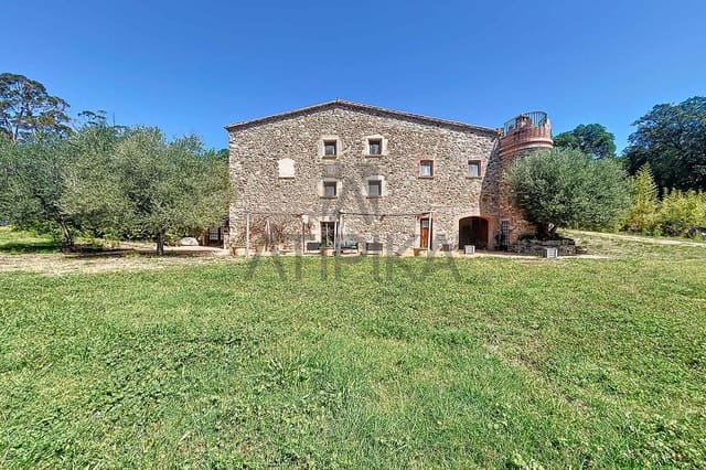 8 chambre Finca/Maison de Campagne à vendre à Santa Cristina d'Aro avec piscine - 1 764 000 € (Ref: 10145698)