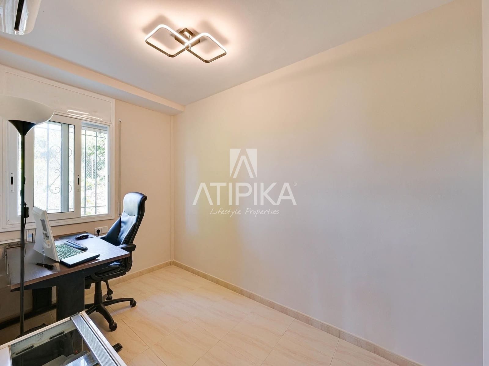 5 slaapkamer Villa te koop in Santa Cristina d'Aro met garage - € 695.000 (Ref: 10145699)