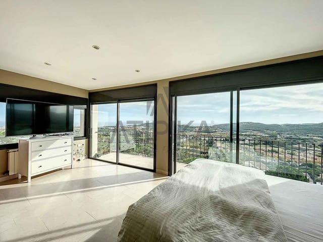 5 camera da letto Villa in vendita in Castell d'Aro, Castell-Platja d'Aro con piscina garage - 1.199.000 € (Rif: 10145700)