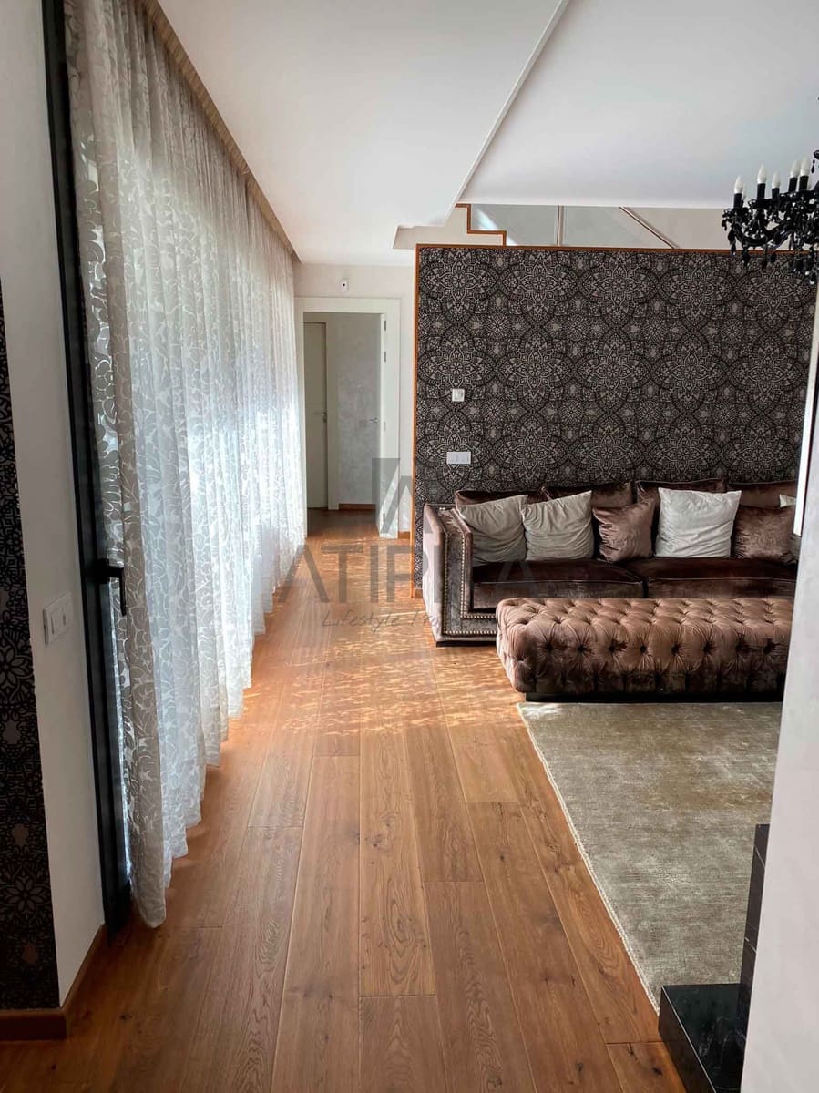 5 bedroom Villa for sale in Premia de Dalt with pool garage - € 986,000 (Ref: 10145704)