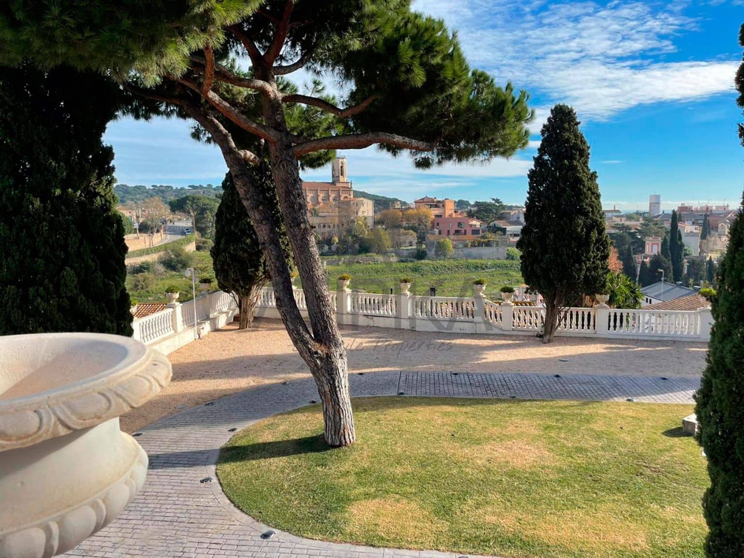 9 camera da letto Villa in vendita in Tiana con piscina garage - 1.950.000 € (Rif: 10145706)