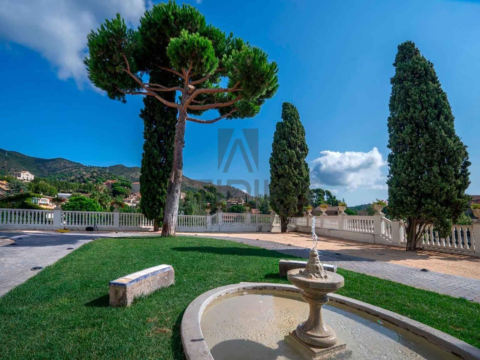 9 camera da letto Villa in vendita in Tiana con piscina garage - 1.950.000 € (Rif: 10145706)