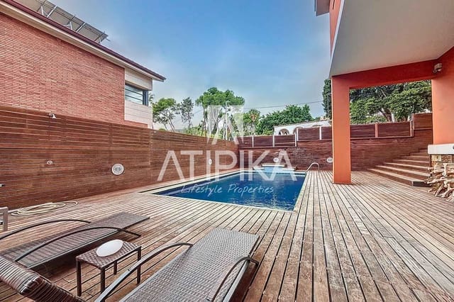 6 Zimmer Villa zu verkaufen in Castelldefels mit Pool Garage - 2.150.000 € (Ref: 10145707)