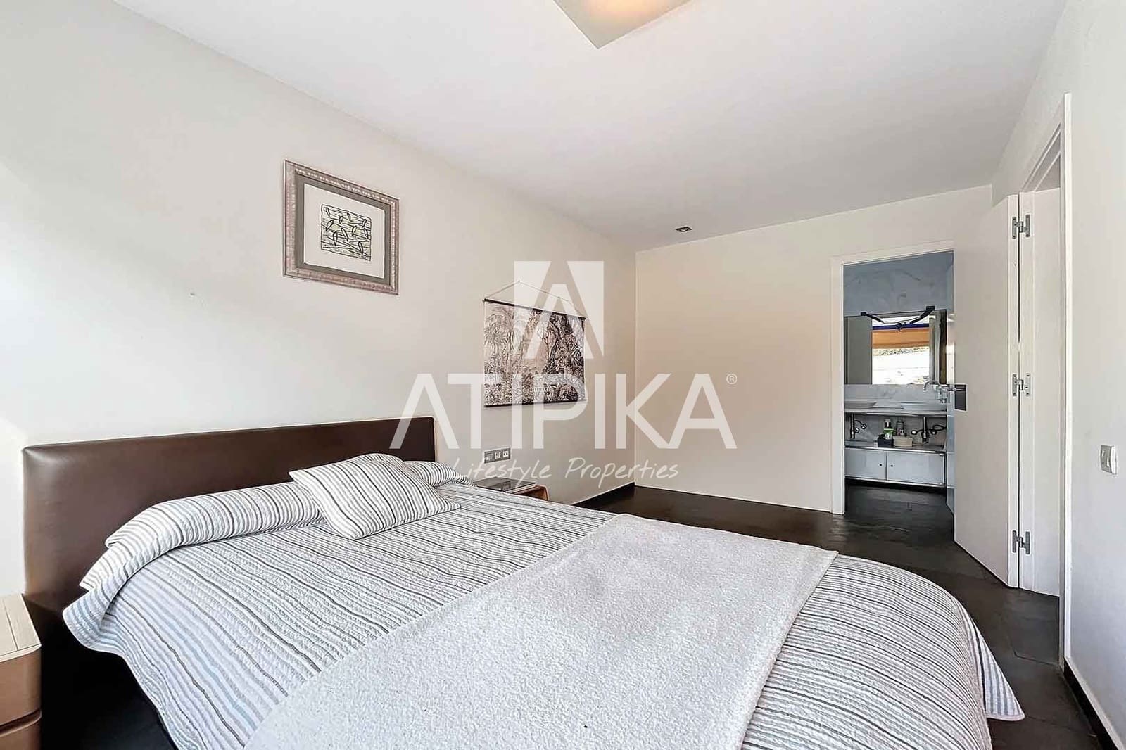 6 makuuhuone Huvila myytävänä paikassa Castelldefels mukana uima-altaan 
autotalli - 2 150 000 € (Ref: 10145707)
