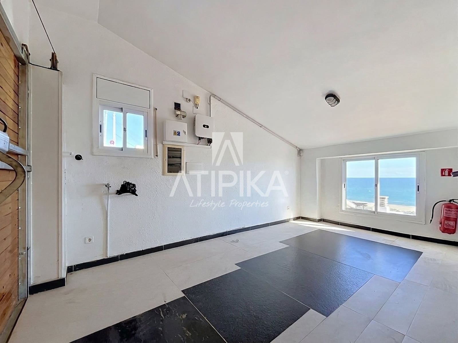 5 soveværelse Villa til leje i Les Botigues de Sitges med swimmingpool garage - € 4.100 (Ref: 10148252)