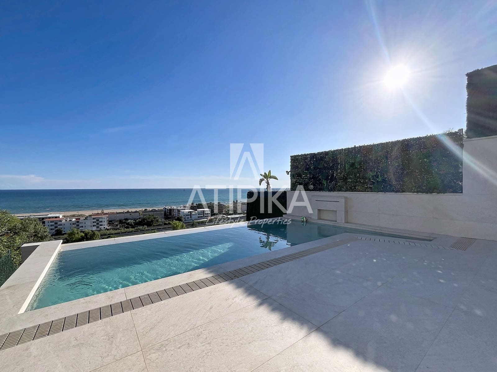 5 soveværelse Villa til leje i Les Botigues de Sitges med swimmingpool garage - € 4.100 (Ref: 10148252)